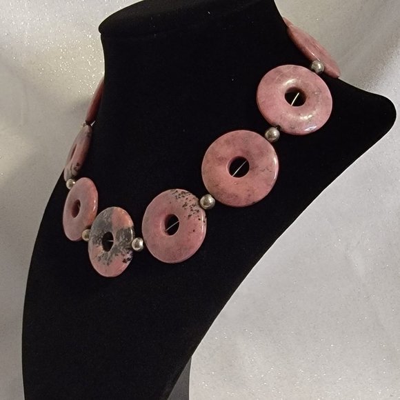 Raspberry Pink Rhodolite Circle Necklace - Picture 4 of 10